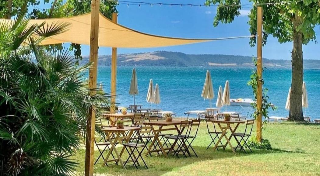 Camping Smeraldo Trevignano Romano Eksteriør billede